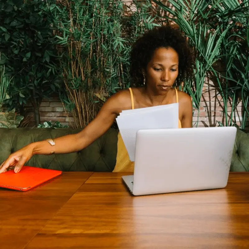 Comment se lancer dans le business en ligne? Le guide ultime pour TOUT exploser en 2024 !